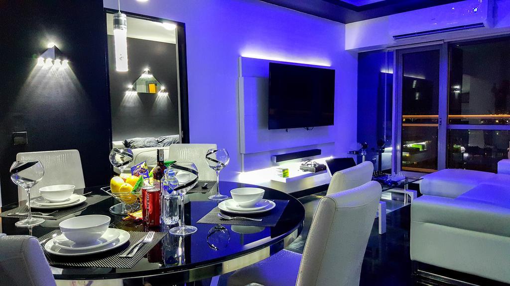 Modern Luxury Lower Penthouse Unit Manila Eksteriør billede